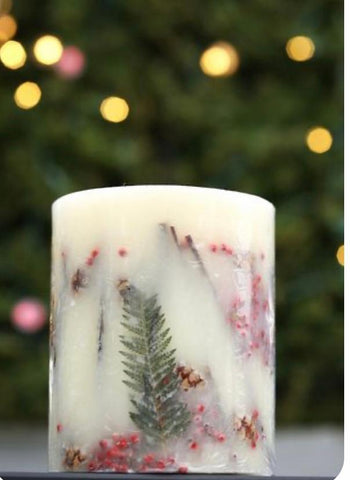 Luxury Winter/Christmas Botanical Candle Rosy Rings Red Currant and Cranberry 6.5 inch Candle